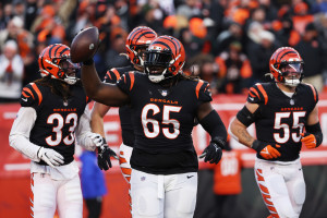 Bears Rumors: Larry Ogunjobi Agrees to 3-Year, $40.5M Contract After  Leaving Bengals, News, Scores, Highlights, Stats, and Rumors