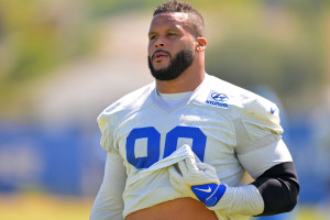 Rams Discussing New Contract with Aaron Donald, Eyeing 'Win-Win Solution', News, Scores, Highlights, Stats, and Rumors