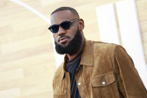 LeBron James, Lakers Agree to 2-Year, $97.1M Contract Extension; Max Value  of $111M, News, Scores, Highlights, Stats, and Rumors