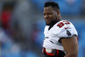 Browns Rumors: Ndamukong Suh Interests CLE in FA; Raiders, Vikings