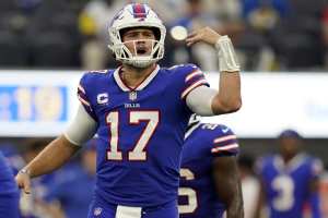 Bills FIGHT! LOOK - Buffalo QB Josh Allen Involved in Training Camp  Conflict - Sports Illustrated Buffalo Bills News, Analysis and More