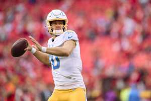 How the LA Chargers Can Dethrone the Chiefs - LWOSports