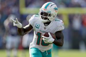 Dolphins' Tyreek Hill has simple financial reason for choosing to