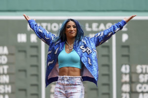 Sasha Banks’ Twitter Handle Changed to Her Real Name amid Rumors of WWE Return