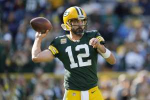 Aaron Rodgers throws 500th career touchdown pass to Romeo Doubs - Acme  Packing Company