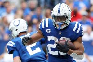 Colts RB Nyheim Hines 'on fire' in birthday romp over Titans