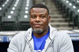 Ken Griffey Jr. to Serve as Team USA Hitting Coach for 2023 World Baseball  Classic, News, Scores, Highlights, Stats, and Rumors