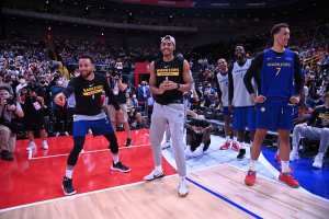 Warriors' Stephen Curry Says Rumors About Jordan Poole's Attitude are 'Absolute BS'