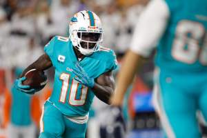 Care/Don't Care: Dolphins RBs make fantasy football history