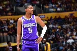 Kings' De'Aaron Fox says joining Klutch Sports isn't about forcing