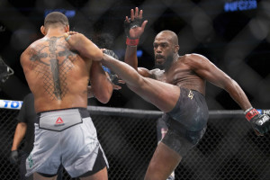 Report: Jon Jones 'In Dialogue' with UFC About Fighting in Main Event on Dec. 10 Card