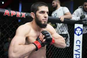 UFC 280: Islam Makhachev se consagra novo campeão peso leve