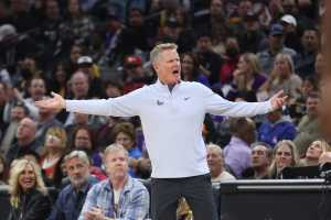 Steve Kerr Says Warriors Lack 'Collective Grit': 'We're Playing a Drew League Game'