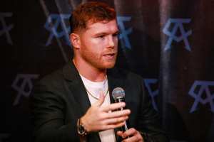 Canelo Alvarez Apologizes to Lionel Messi After Comments About Mexico Jersey Video