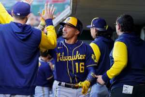 Brewers injury updates: Willy Adames, Brandon Woodruff, Luis Urías