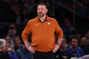 Texas MBB HC Chris Beard Arrested on Charge of Assault on Family Member