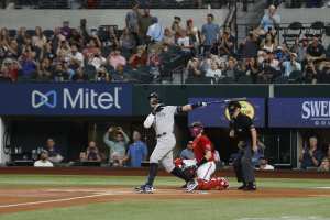 Yankees' Cortes injures groin, exits after allowing game-tying HR to Pena