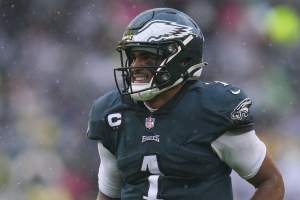 Jalen Hurts Leads Eagles To Win Over Texans, First 8-0 Start