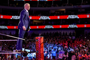 Cody Rhodes' WWE Raw Return, a New Era for AEW, Desperate Hit Row, More Quick Takes