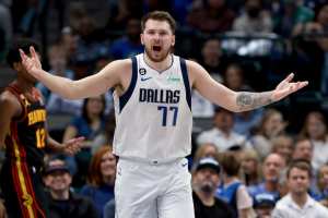 Mavericks Must Use 2023 NBA Trade Deadline to Help Luka Donu010diu0107