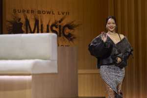 Rihanna's Super Bowl Halftime Show Generates 103 FCC Complaints