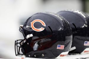 Bears OL Teven Jenkins carted off field with neck injury