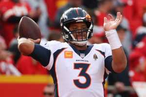 Ben DiNucci: From the Cowboys to the XFL to Broncos rookie-minicamp QB to   Walmart greeter? - Denver Sports