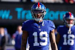 Giants' Kayvon Thibodeaux celebrates sack as Colts' Nick Foles writhes in  pain