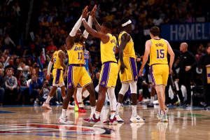 LeBron James Leads Lakers Past Hawks 134-118 for 4th Straight Win – NBC Los  Angeles