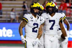 Michigan Star RB Blake Corum to Skip 2023 NFL Draft Return For