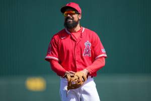 Video of Angels' Anthony Rendon Grabbing Fan's Shirt Investigated by MLB, Police