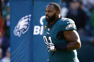 Fred Warner's wife threatened by Eagles fans: 'I didn't feel safe