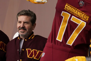 Dan Snyder Holding Out for $7B Bid for Washington Commanders