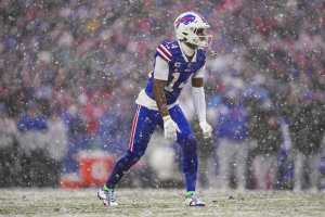 Bills reach a 4-year, $68 million contract extension with Ed