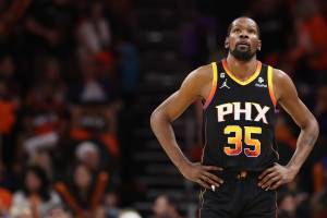 Suns' Kevin Durant Says He Has Burner Account on Threads App: 'Come Find Me'