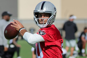 Raiders' Jimmy Garoppolo, Maxx Crosby Got 'Chippy' at Practice; Crosby Had  to Run Lap, News, Scores, Highlights, Stats, and Rumors