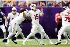 Cardinals QBs: A look at Colt McCoy and Clayton Tune reps, performance in  preseason Week 1 - DraftKings Network