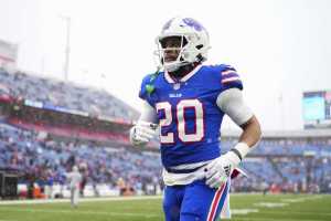 Buffalo Bills running back Nyheim Hines (20) against the New York Jets in  an NFL football game, Sunday, Dec. 11, 2022, in Orchard Park, N.Y. Bills  won 20-12. (AP Photo/Jeff Lewis Stock Photo - Alamy