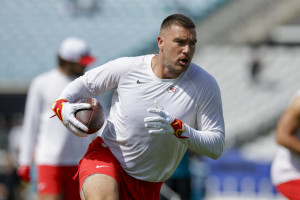 Kansas City Chiefs Star Chris Jones Holding Out for New Contract and Could  be Connected to Dallas Cowboys Trade - BVM Sports