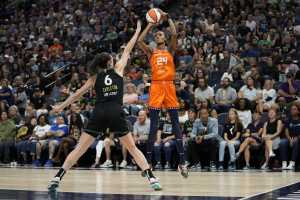 Aces' Candace Parker announces surgery update for lingering foot