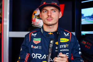 ESPN F1 - MAX VERSTAPPEN WINS THE WORLD CHAMPIONSHIP ON THE FINAL LAP!!!  CAN YOU BELIEVE IT 🏆🤯
