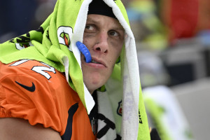 Jets' Garrett Wilson dons bucket hat at practice to troll Broncos, Sean