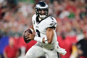 Eagles Rumors: Nakobe Dean Expected to Miss Multiple Weeks With Foot Injury, News, Scores, Highlights, Stats, and Rumors