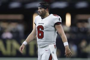 Mayfield replaces infamous Browns jersey with long list of past