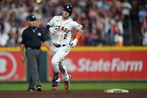 MLB Trade Rumors: Alex Bregman Subject of Calls Ahead of Astros Contract Year