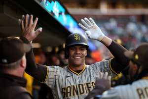 Juan Soto Trade Rumors: Yankees, Padres Have Started 'Exchanging Names' in Talks