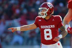 Report: Oklahoma's Dillon Gabriel to Visit Oregon, Ducks 'Favorite' to Land QB