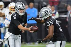 Week 16 Waiver Wire: Fantasy Football's Top Pickups and Breakout Candidates