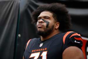 Cowboys Rumors: La'el Collins Agrees to Contract Ahead of 2024 NFL Playoffs
