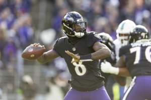 Lamar Jackson, Travis Kelce, Tyreek Hill Headline 2023-24 NFLPA Players' All-Pro Team